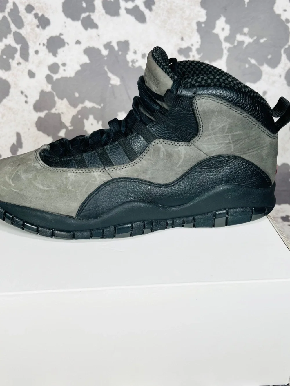 Jordan 10 Retro Shadow mens size 11.5